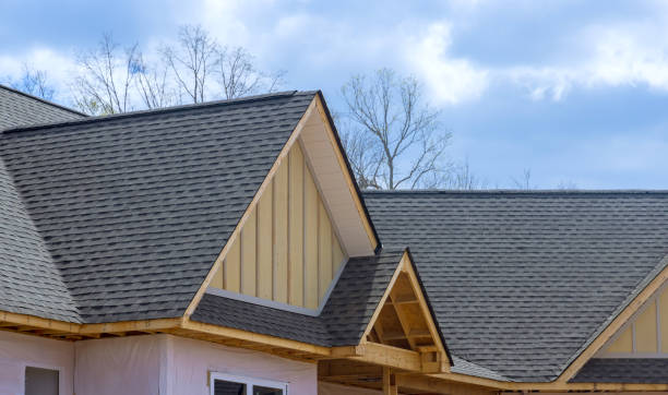 Best Emergency Roof Repair Services  in Barbourmeade, KY